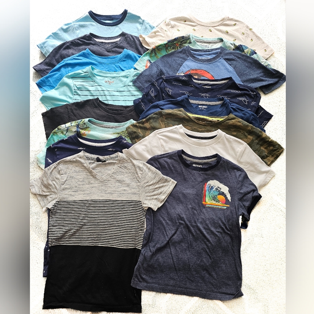 Kids Graphic and Striped T-Shirts Set